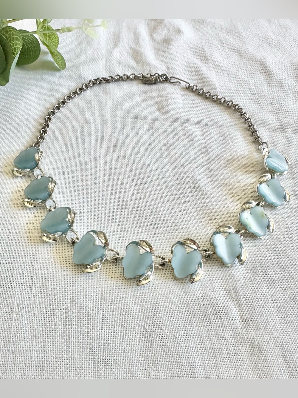 Vintage Lisner silver-toned light blue thermoset lucite necklace